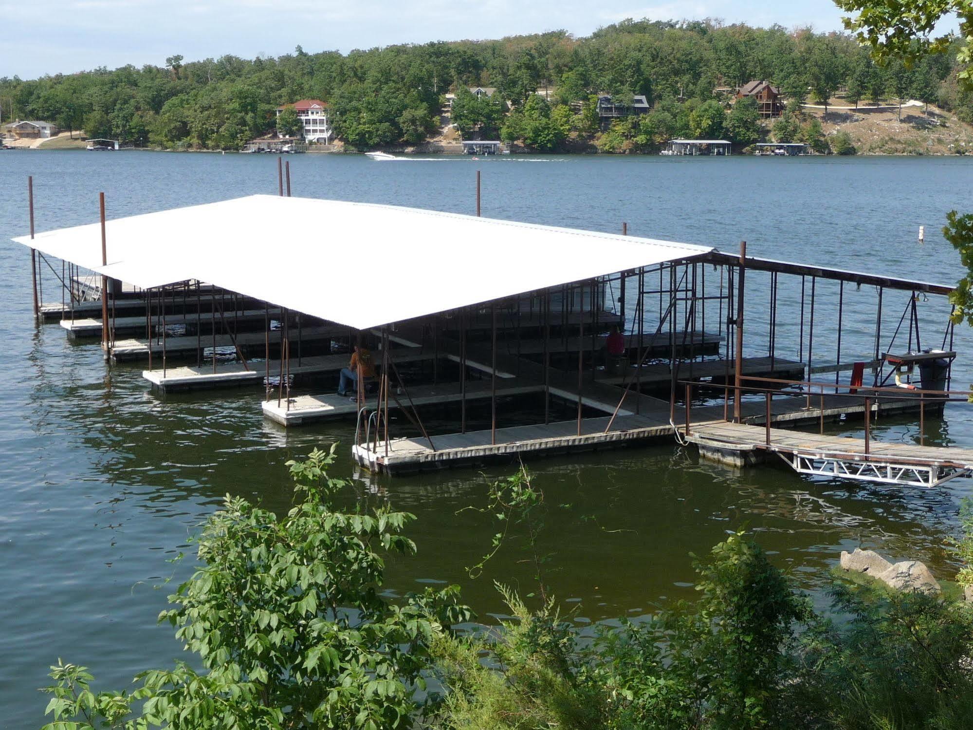 Wilsons On The Lake Camdenton Bagian luar foto